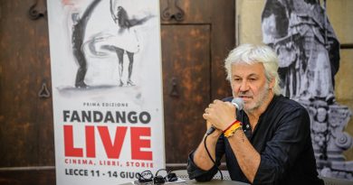 Fandango Live Fandango Live