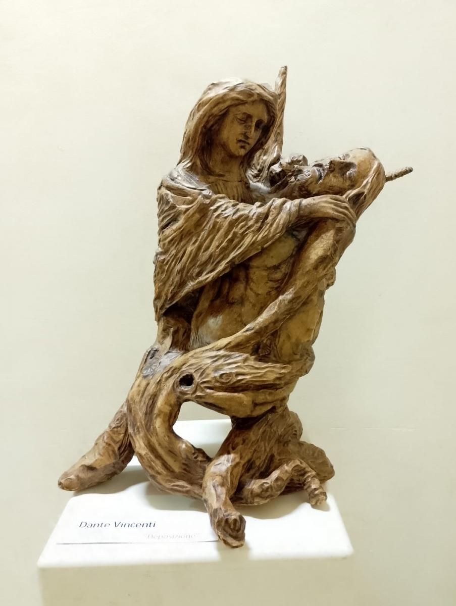 Dante Vincenti, Scolpire la cartapesta, mostra all'ex Conservatorio Sant'Anna di Lecce