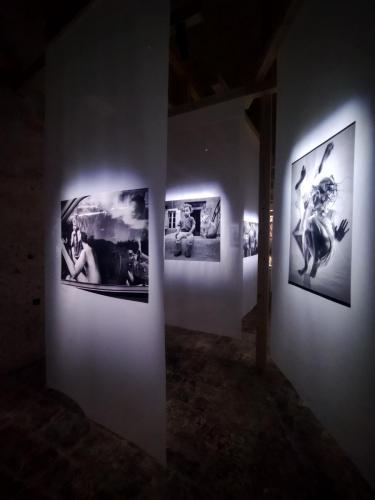 “Il tempo sospeso - The suspended time” di Alain Laboile al Castello di Lecce, foto di Sara Foti Sciavaliere