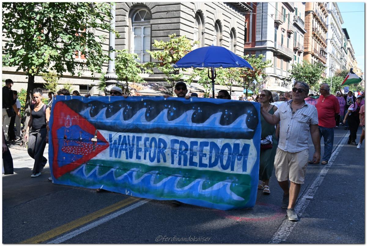 Napoli 22 Settembre 2025 Manifestazione per Gaza