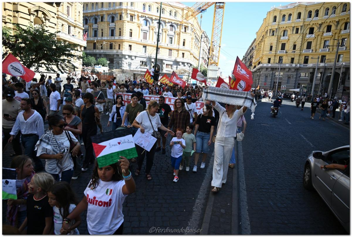 Napoli 22 Settembre 2025 Manifestazione per Gaza