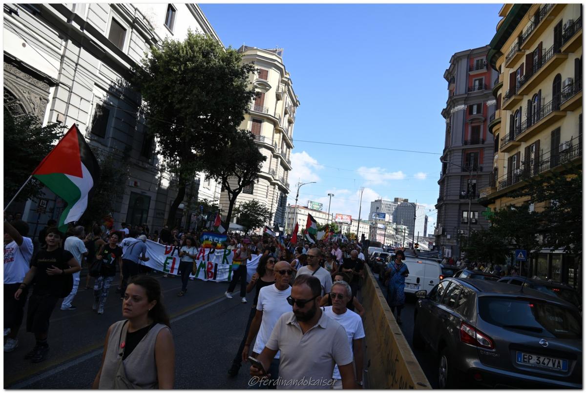 Napoli 22 Settembre 2025 Manifestazione per Gaza