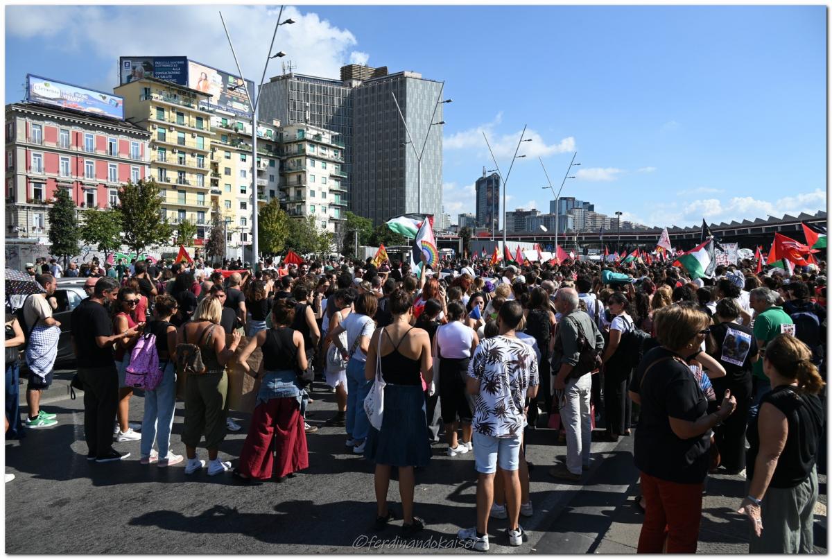 Napoli 22 Settembre 2025 Manifestazione per Gaza