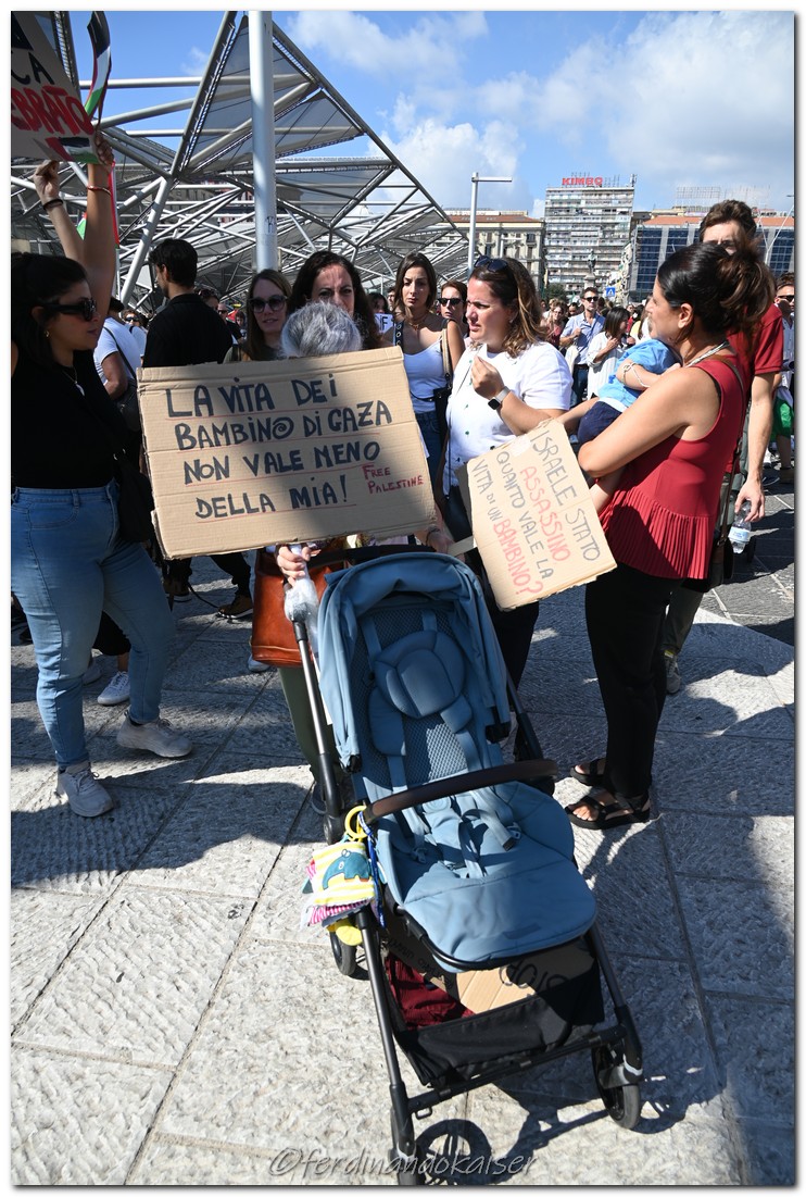 Napoli 22 Settembre 2025 Manifestazione per Gaza