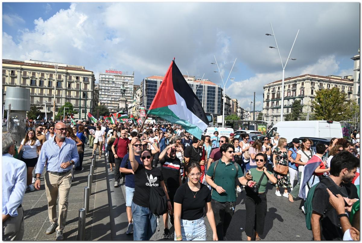 Napoli 22 Settembre 2025 Manifestazione per Gaza