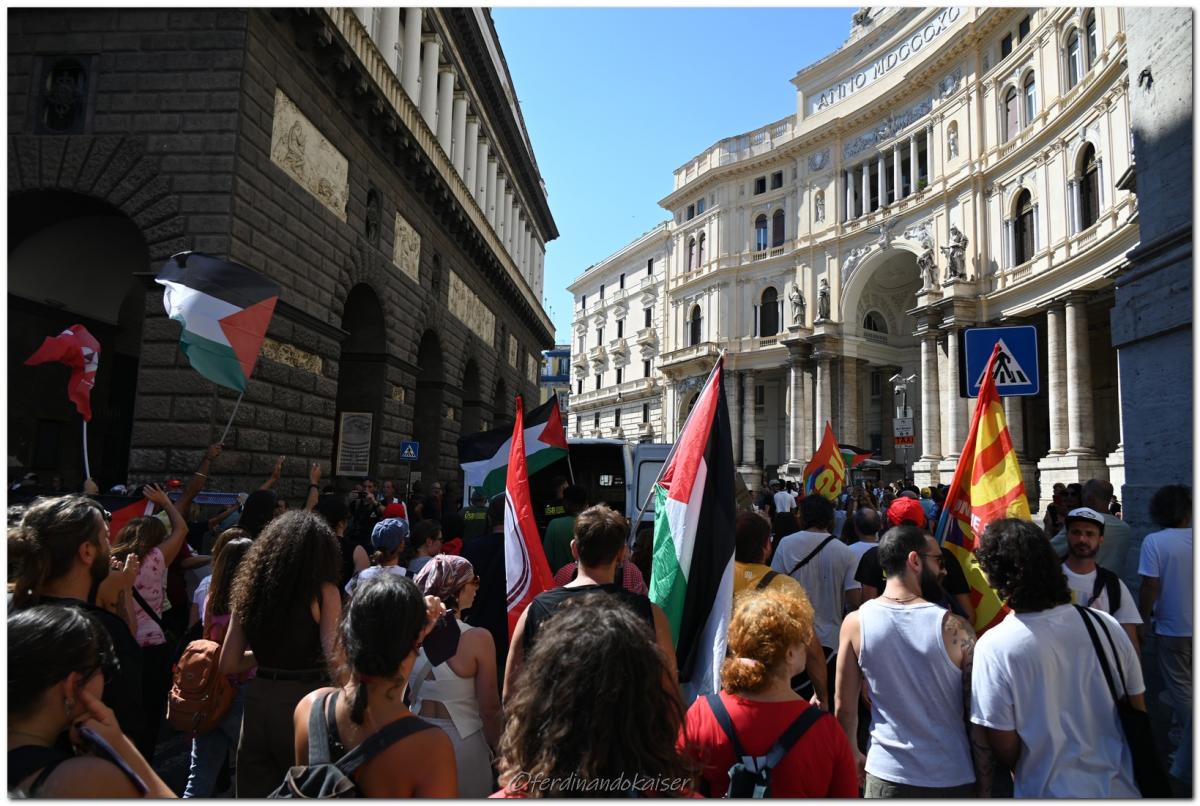 Napoli 22 Settembre 2025 Manifestazione per Gaza