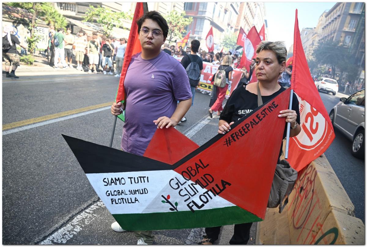Napoli 22 Settembre 2025 Manifestazione per Gaza