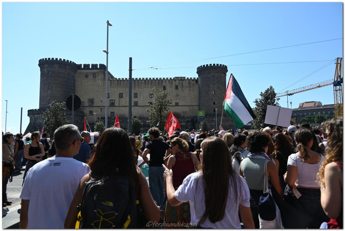 Napoli 22 Settembre 2025 Manifestazione per Gaza