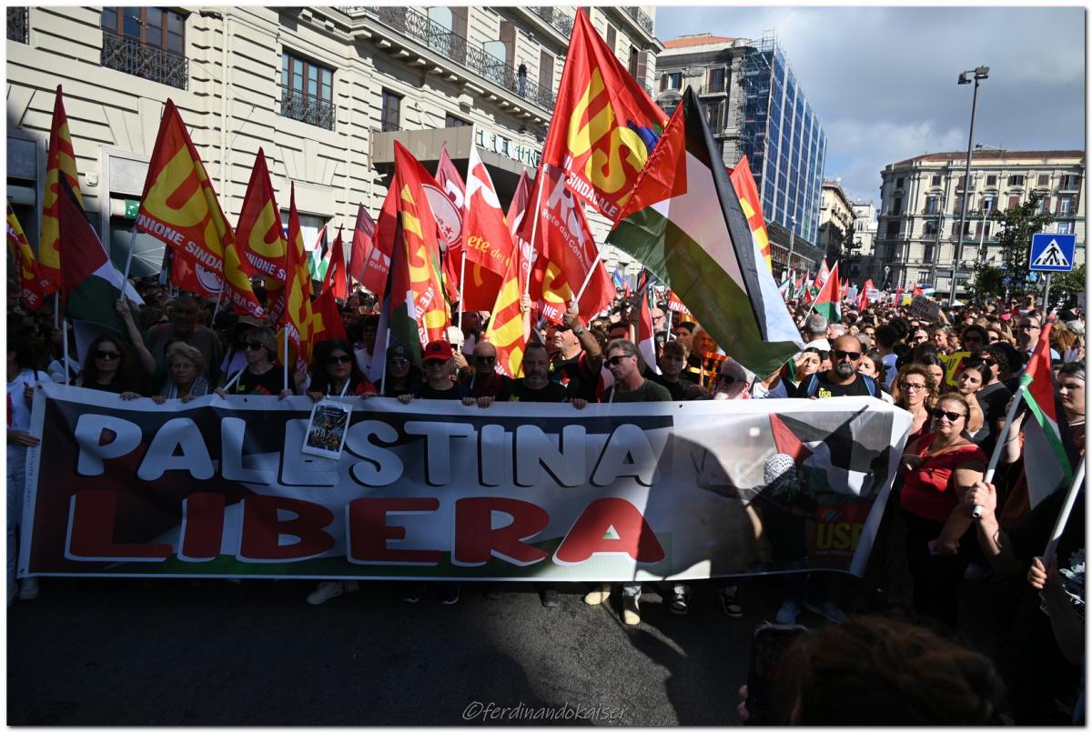 Napoli 22 Settembre 2025 Manifestazione per Gaza