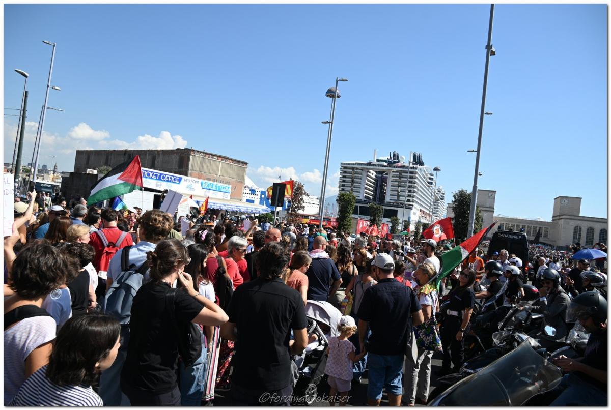 Napoli 22 Settembre 2025 Manifestazione per Gaza