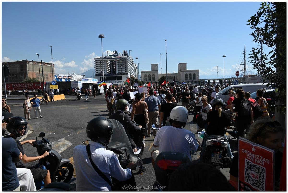 Napoli 22 Settembre 2025 Manifestazione per Gaza