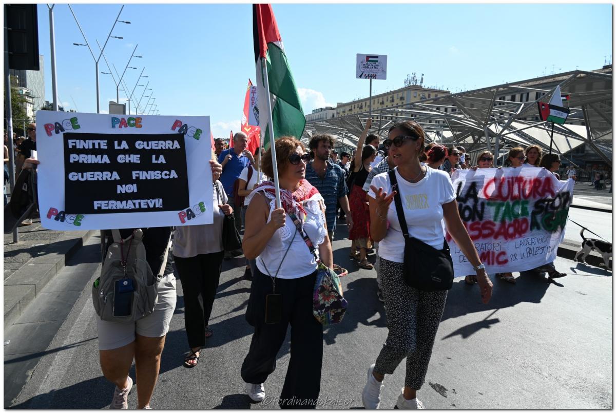 Napoli 22 Settembre 2025 Manifestazione per Gaza