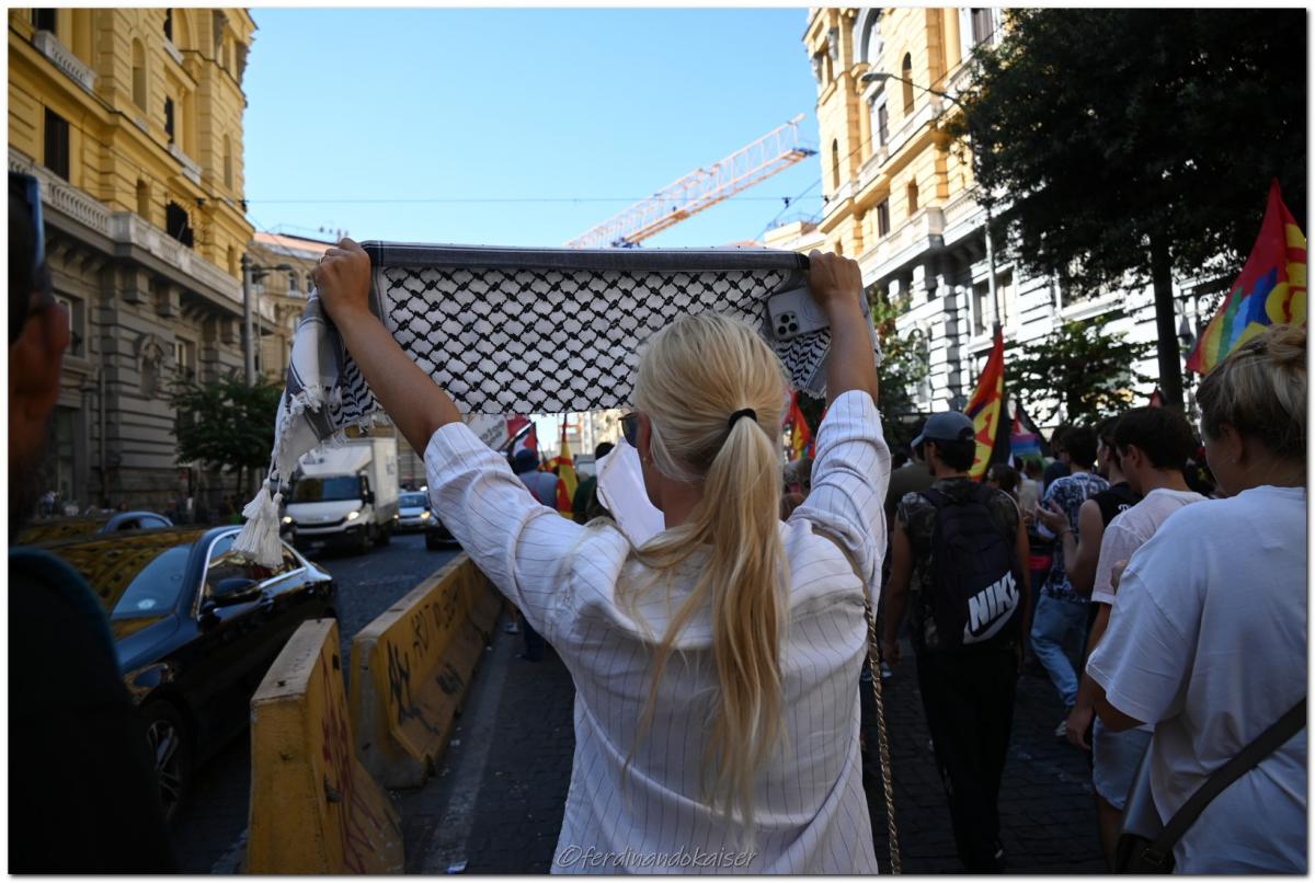 Napoli 22 Settembre 2025 Manifestazione per Gaza