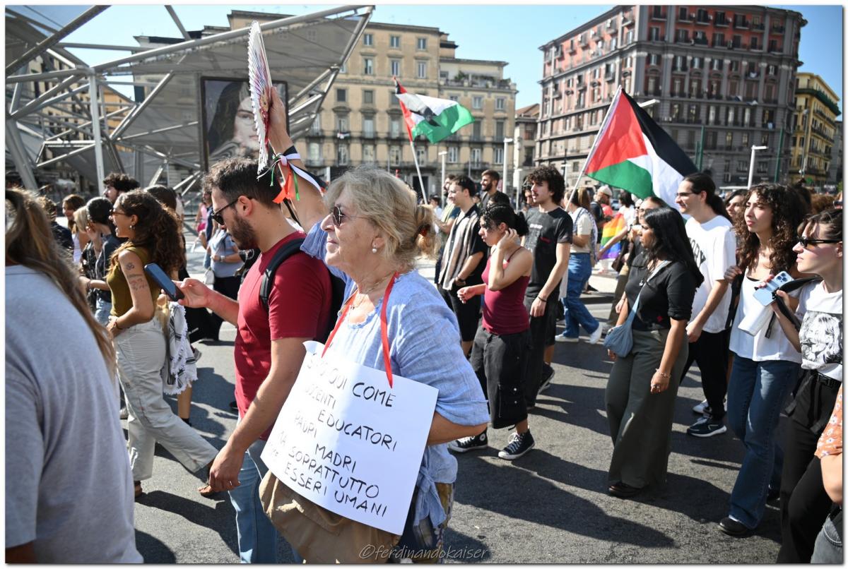 Napoli 22 Settembre 2025 Manifestazione per Gaza