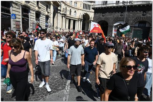 Napoli 22 Settembre 2025 Manifestazione per Gaza