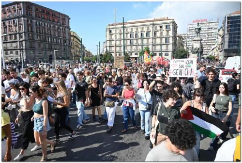Napoli 22 Settembre 2025 Manifestazione per Gaza