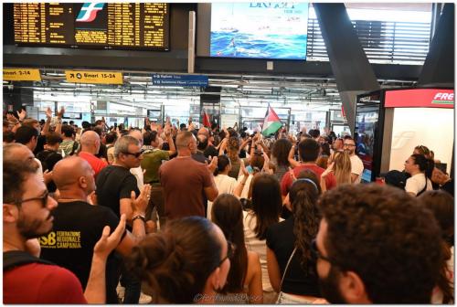 Napoli 22 Settembre 2025 Manifestazione per Gaza