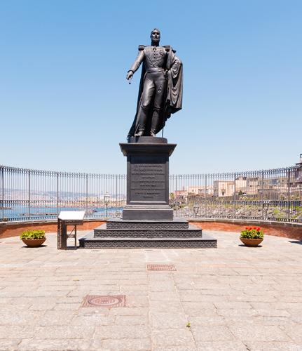 Statua del re Ferdinando